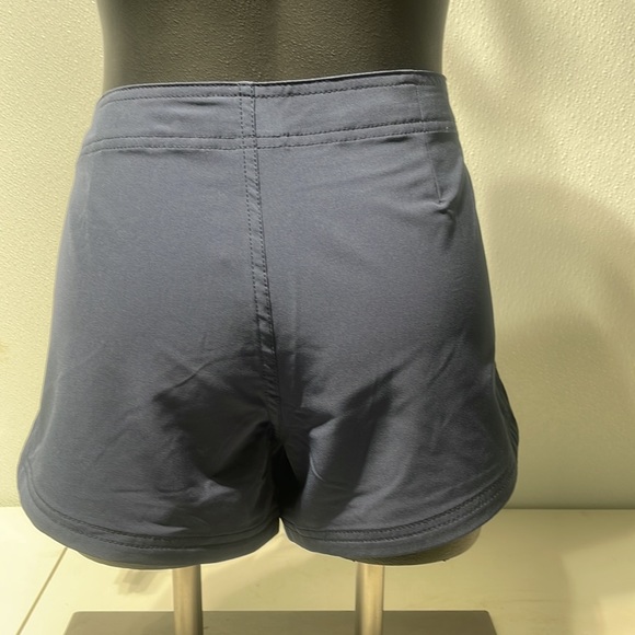 Roxy To Dye 2 Board Shorts size M New!! - Picture 2 of 3